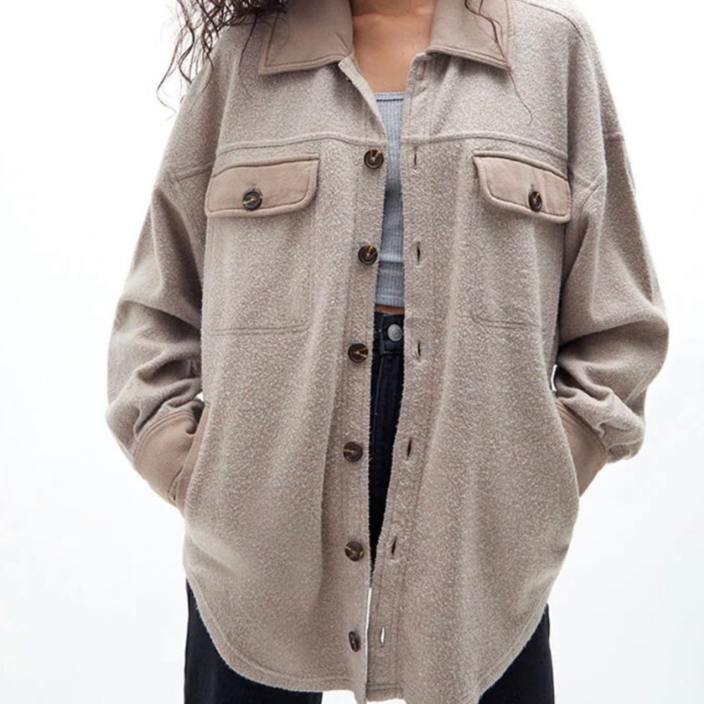 Pacsun Homecoming Button Down Shacket XS/S Taupe